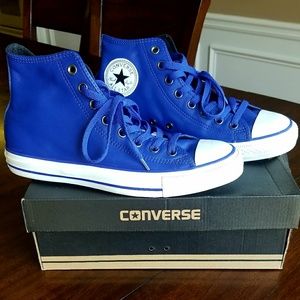 Navy Leather Converse with box